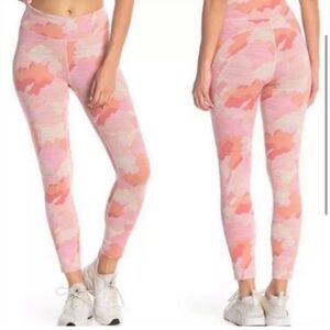Outdoor Voices Techsweat Flex Leggings Pink Camo